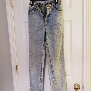 High waisted skinny jeans